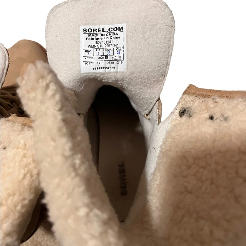 Sorel After Hours Lace Up Shearling Wedge Boots Sz. 7